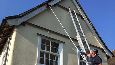 Scott Regan cleaning fascia board